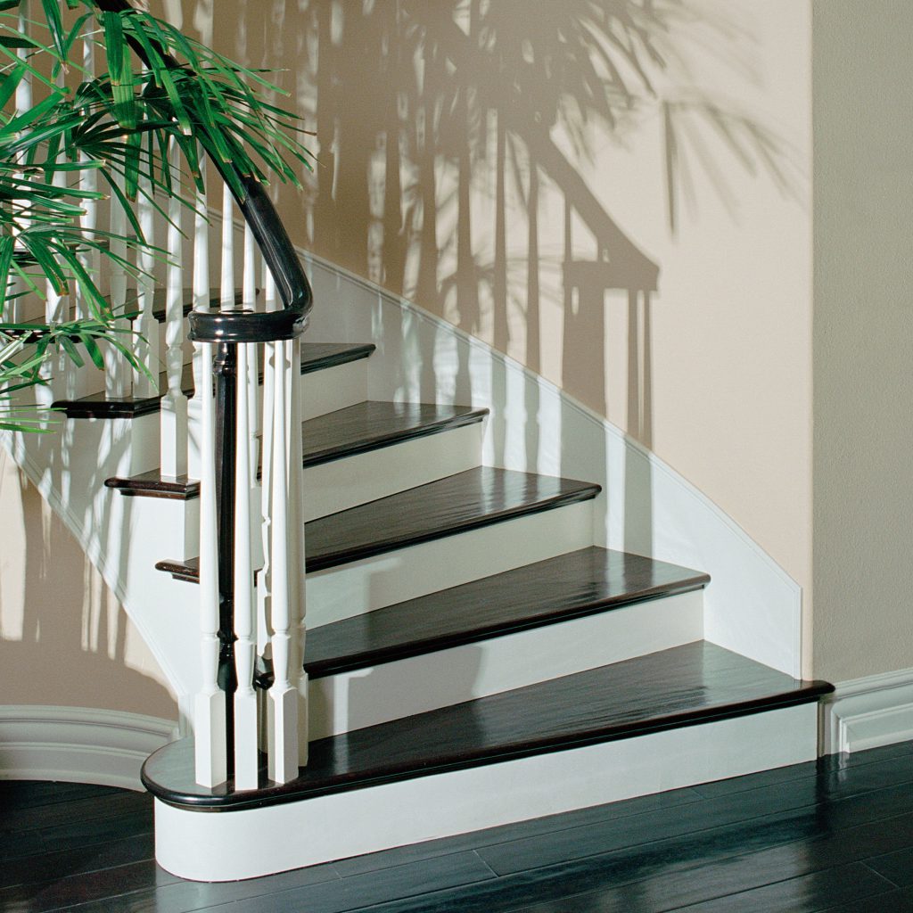Simple Hardwood Staircase with Contrast